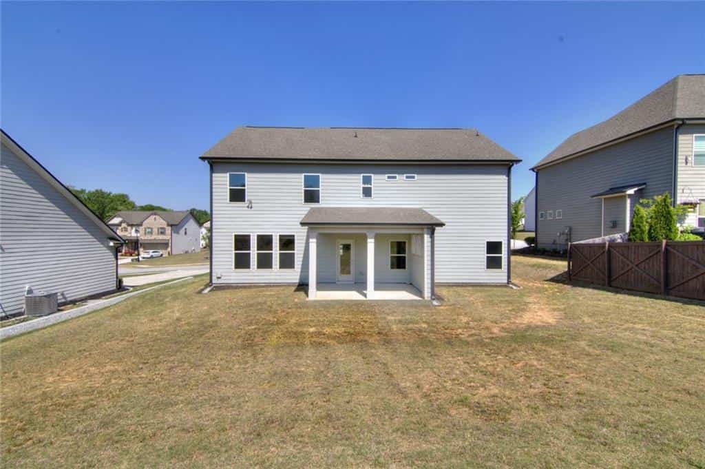 Listing photo 6