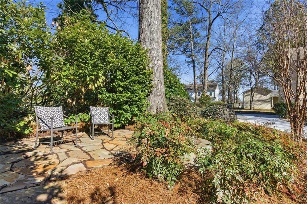 Listing photo 6