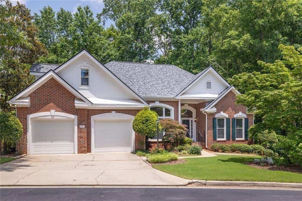 5381 Glenbrooke Trail, Dunwoody, GA 30338