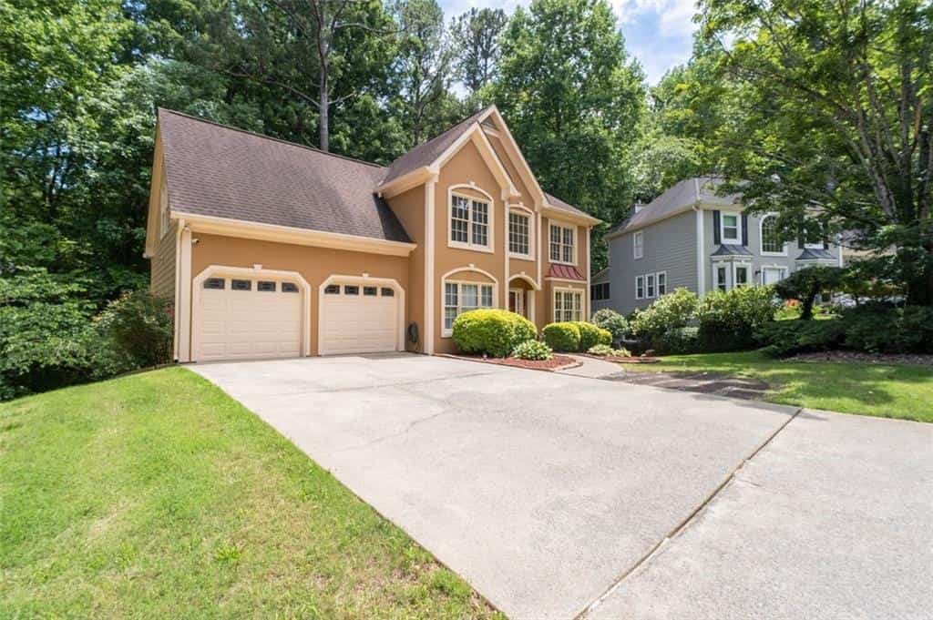 Listing photo 4