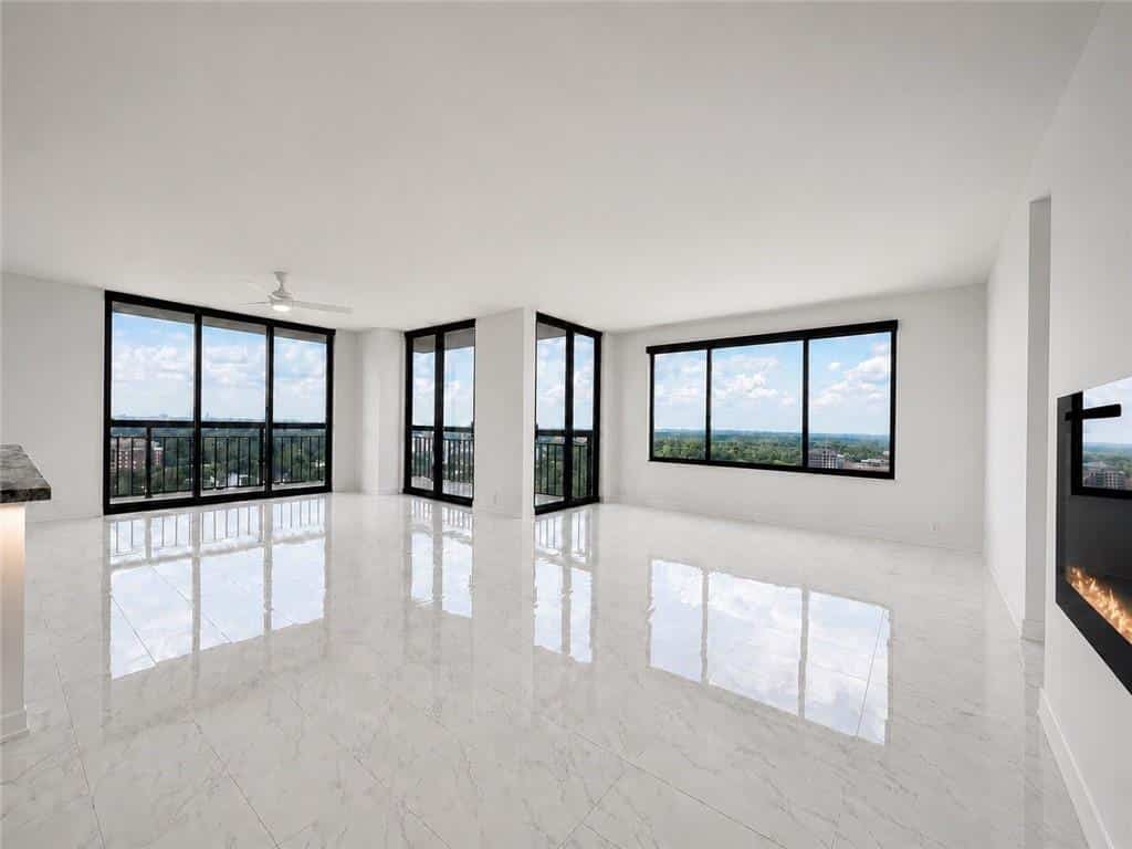 3481 Lakeside Drive, Atlanta, GA 30326