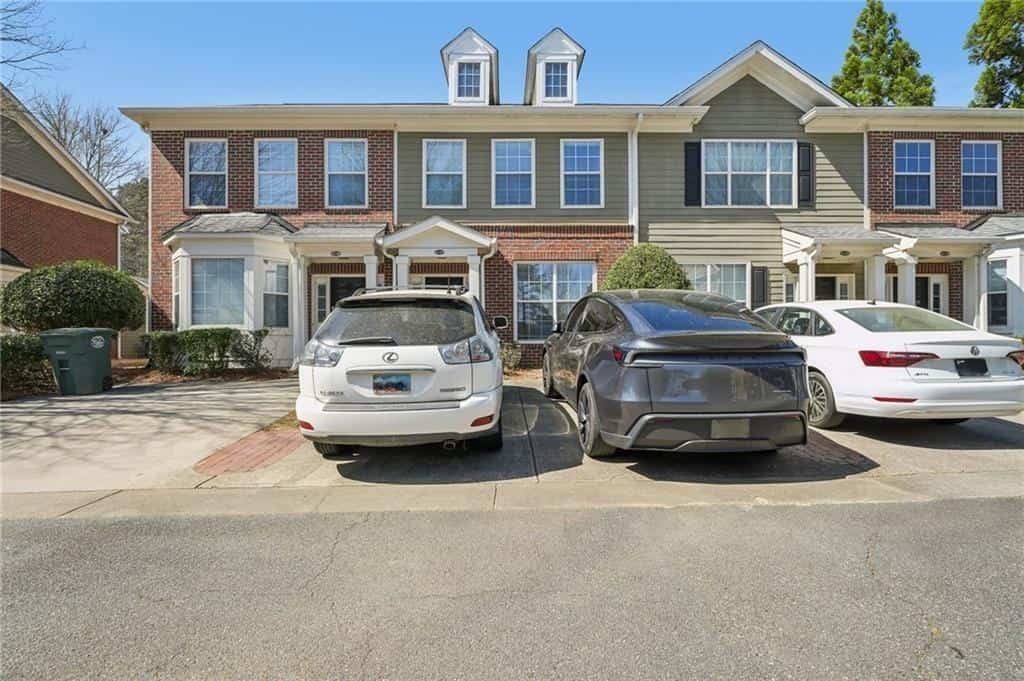 2147 Del Lago Circle 12 #12, Kennesaw, GA 30152