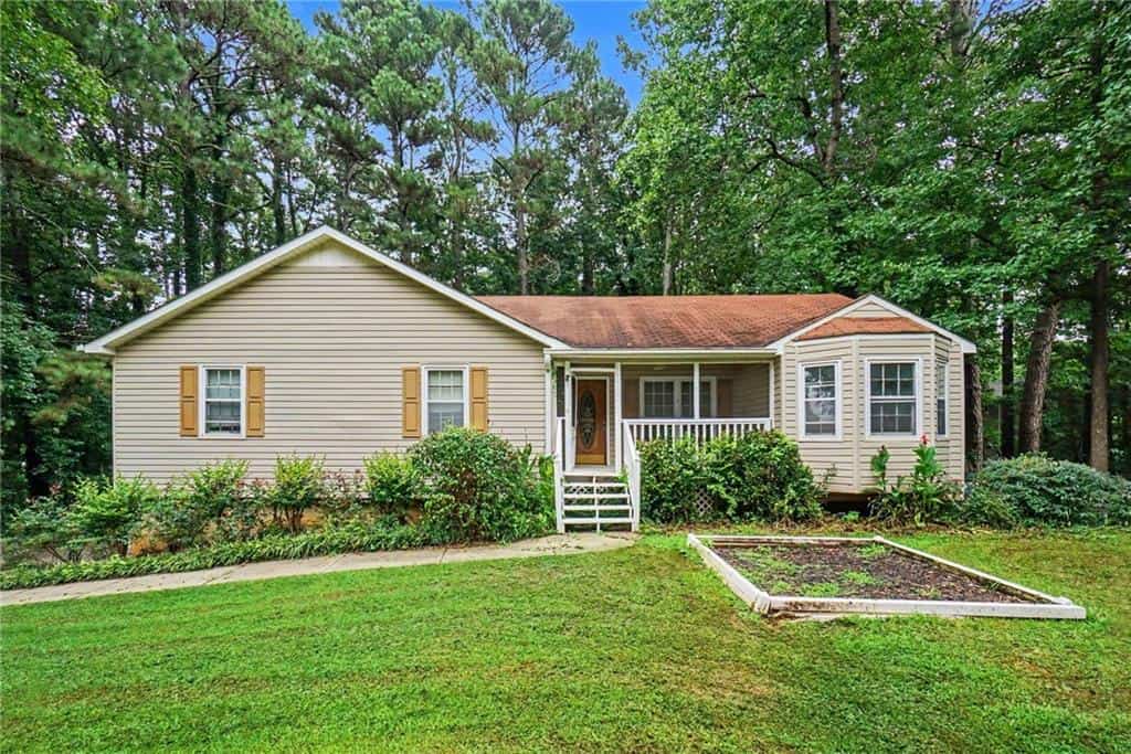 6160 Picketts Ridge, Acworth, GA 30101