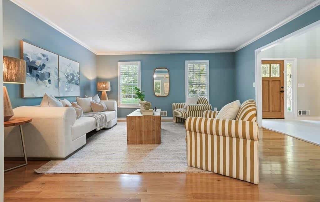 Listing photo 6