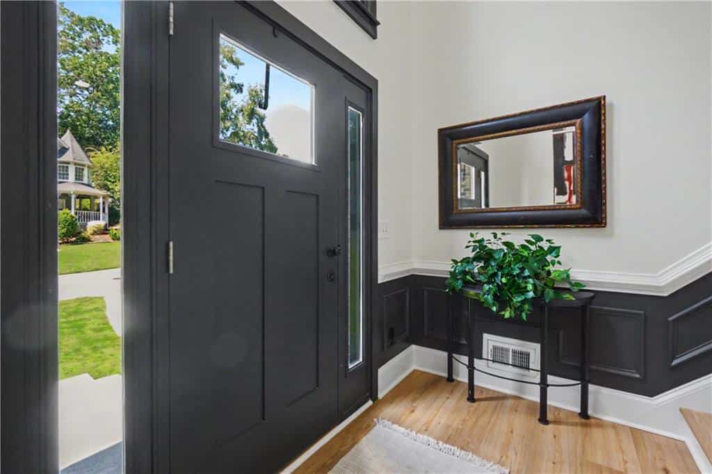Listing photo 6