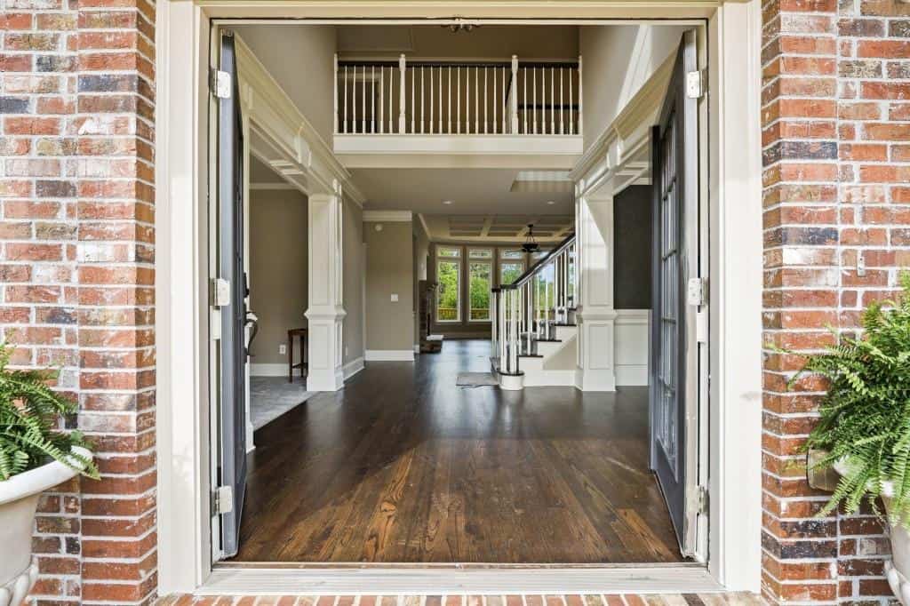 Listing photo 6