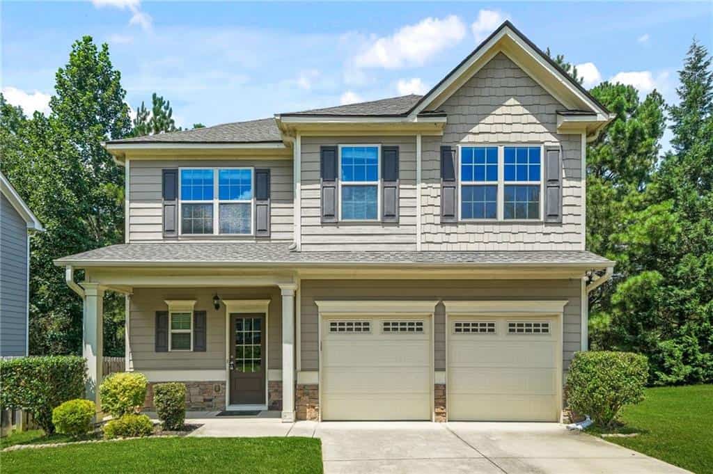828 Pine Lane, Lawrenceville, GA 30043