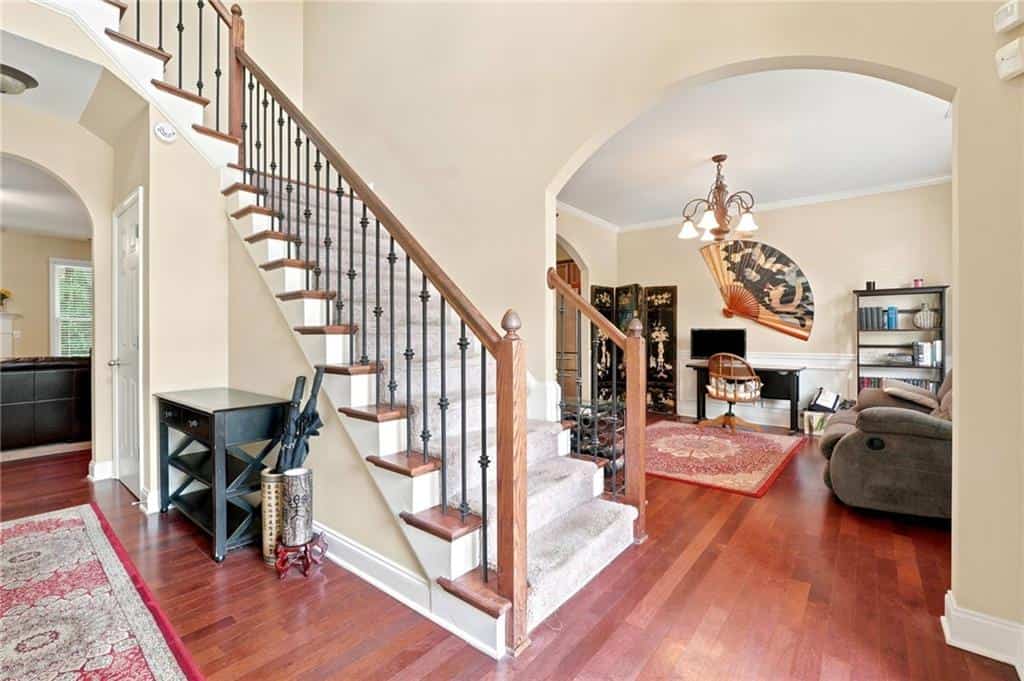 Listing photo 6