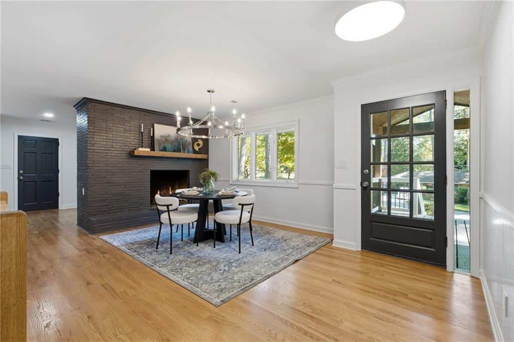 Listing photo 6