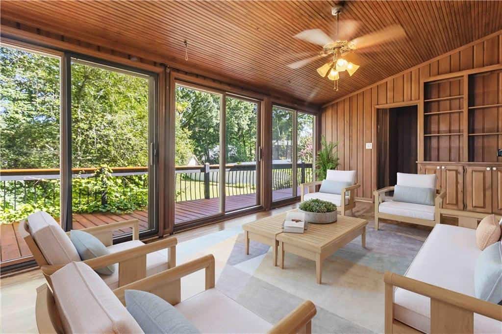 Listing photo 6