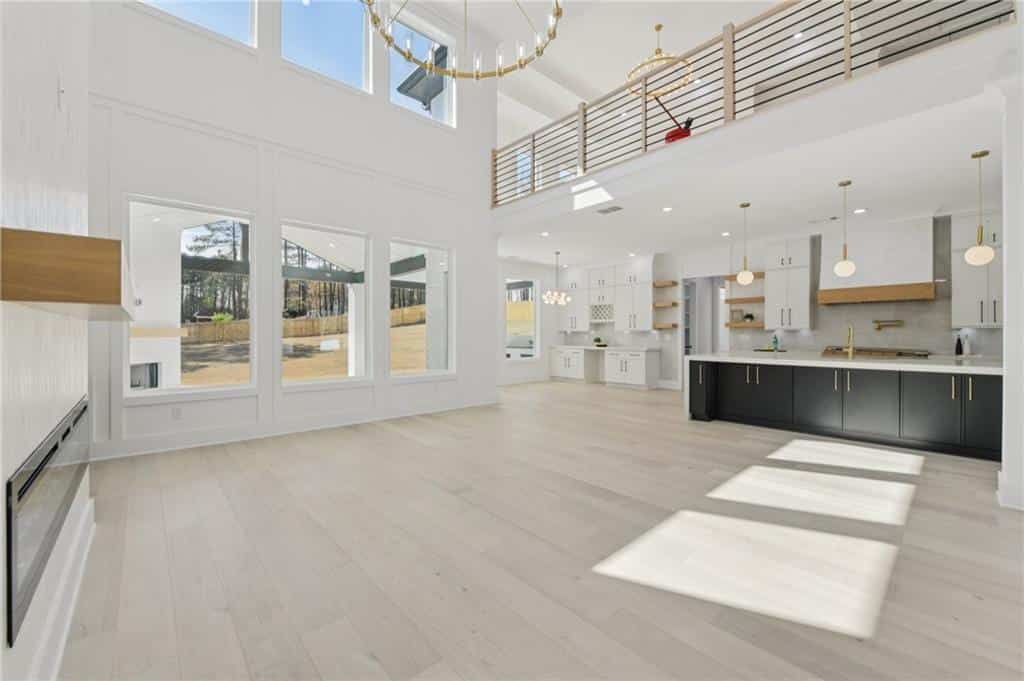 Listing photo 6