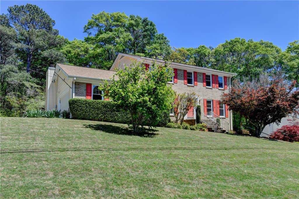 2196 Lunceford Lane, Lilburn, GA 30047