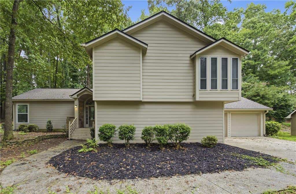2293 Chimney Springs Drive, Marietta, GA 30062