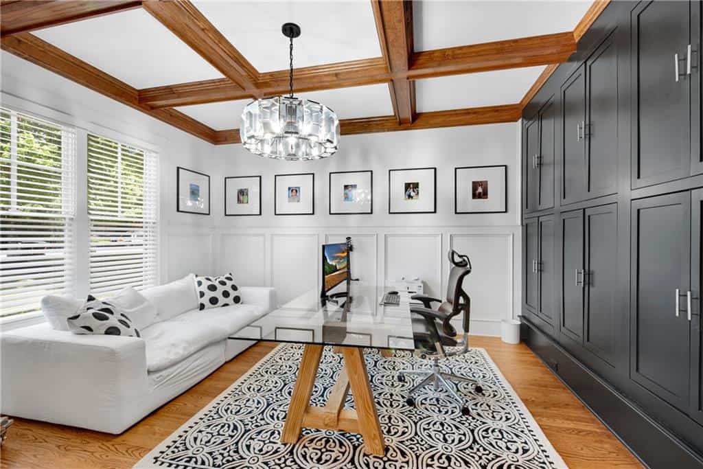 Listing photo 6