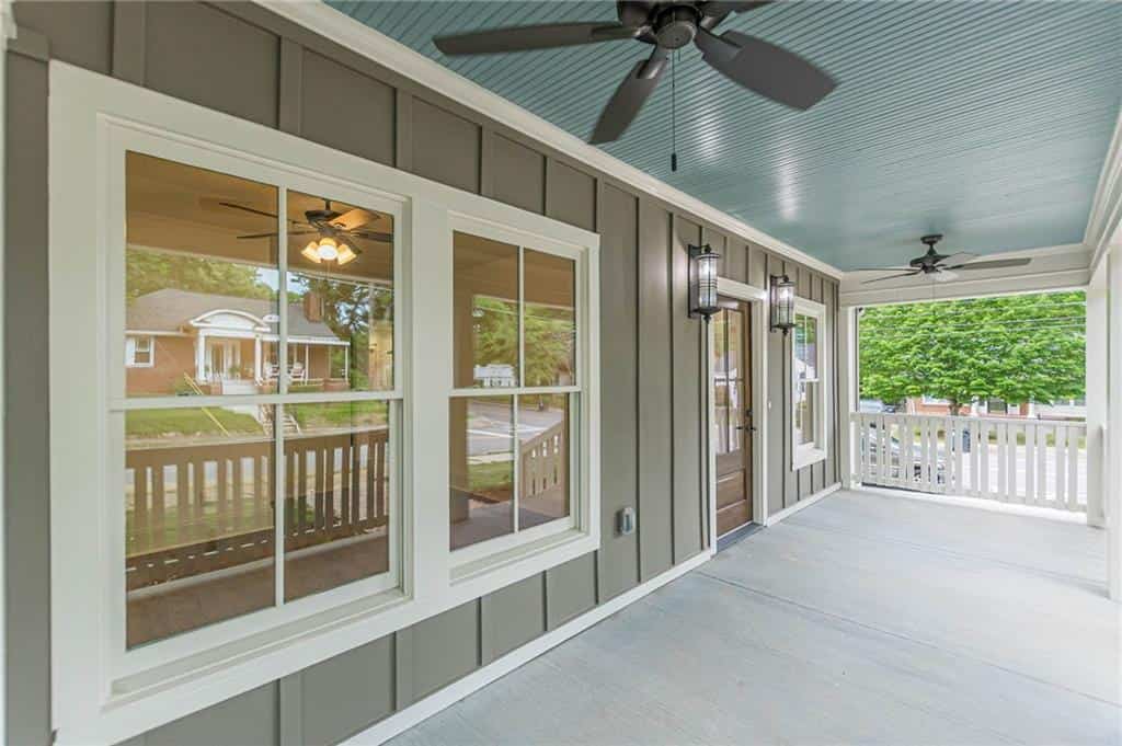 Listing photo 6