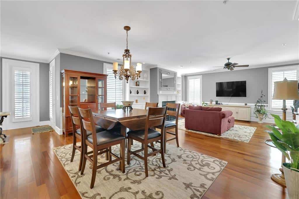 Listing photo 6