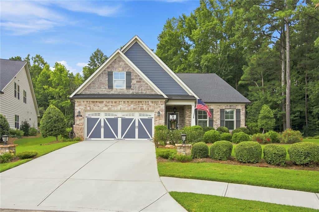 301 Ellington Drive, Canton, GA 30115