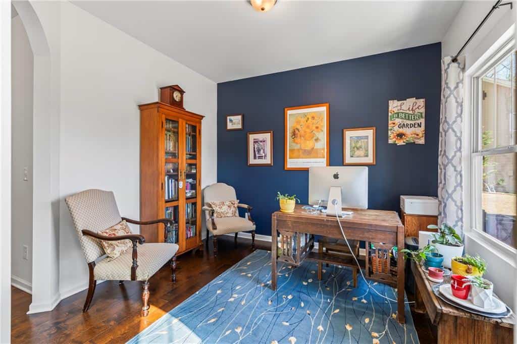 Listing photo 6