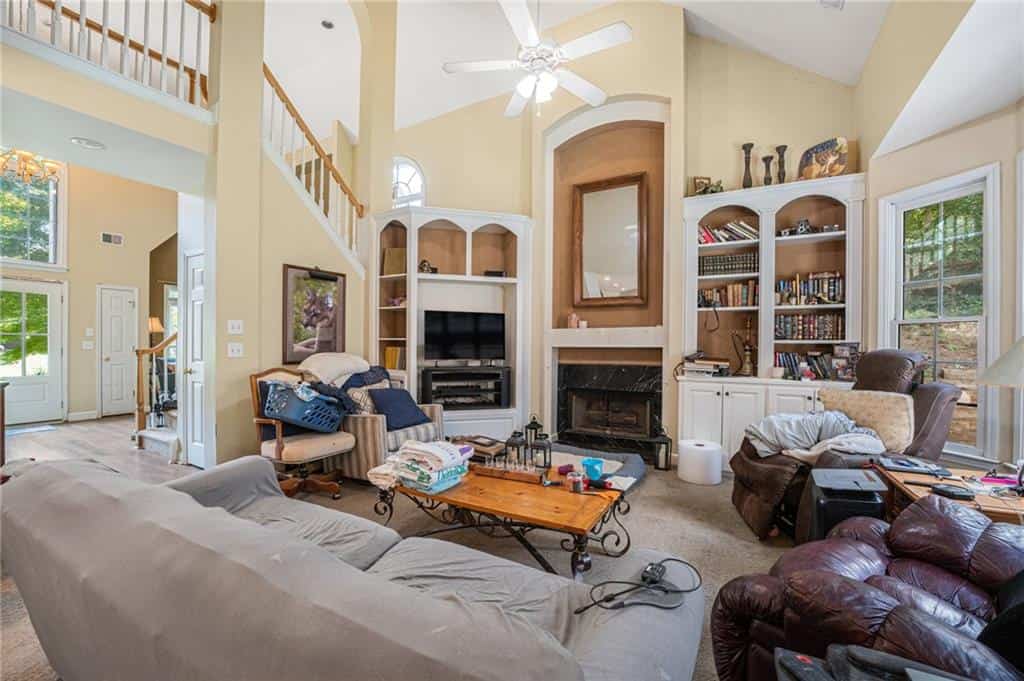 Listing photo 6