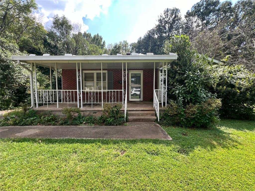 Listing photo 4
