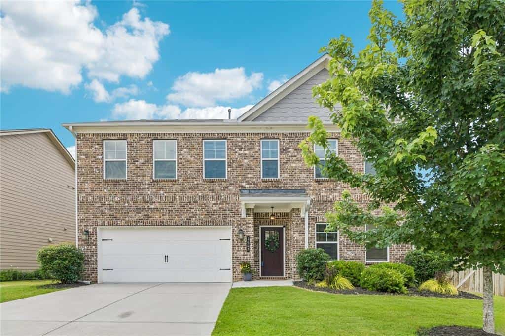 1447 Weatherbrook Circle, Lawrenceville, GA 30043