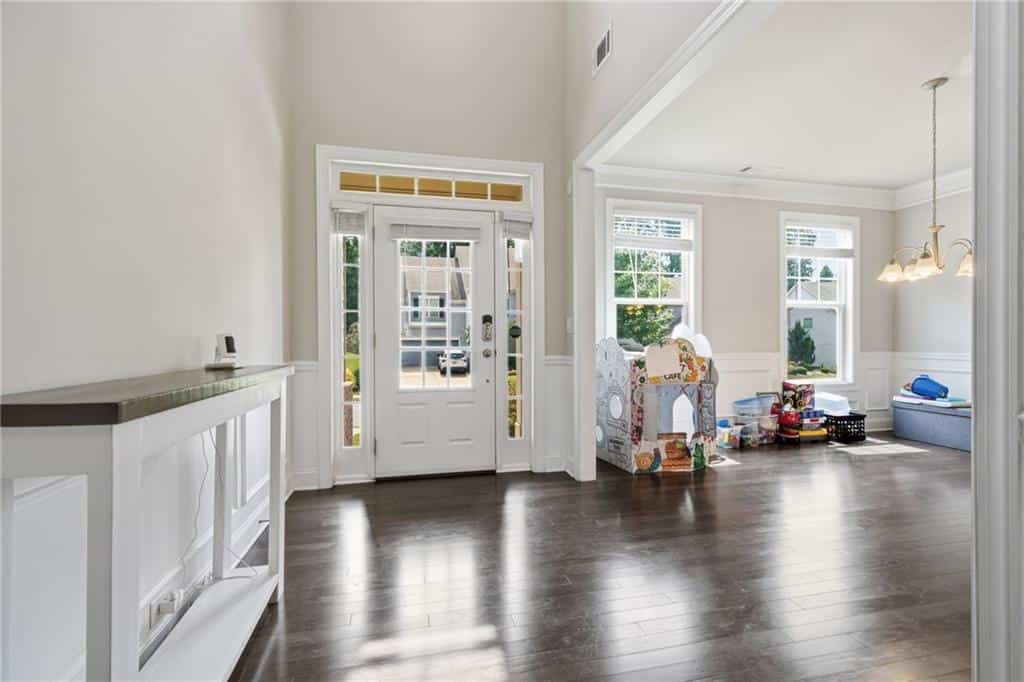 Listing photo 6