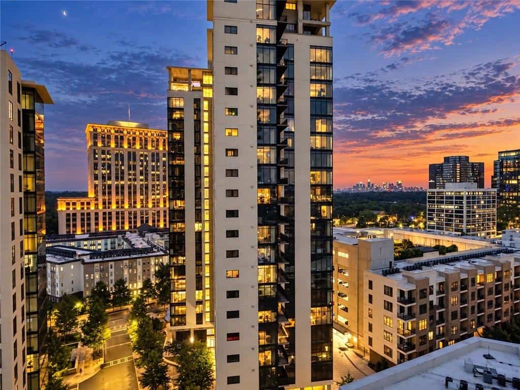 3481 Lakeside Drive NE 1905 #1905, Atlanta, GA 30326