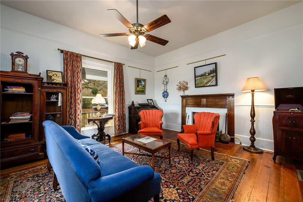 Listing photo 6
