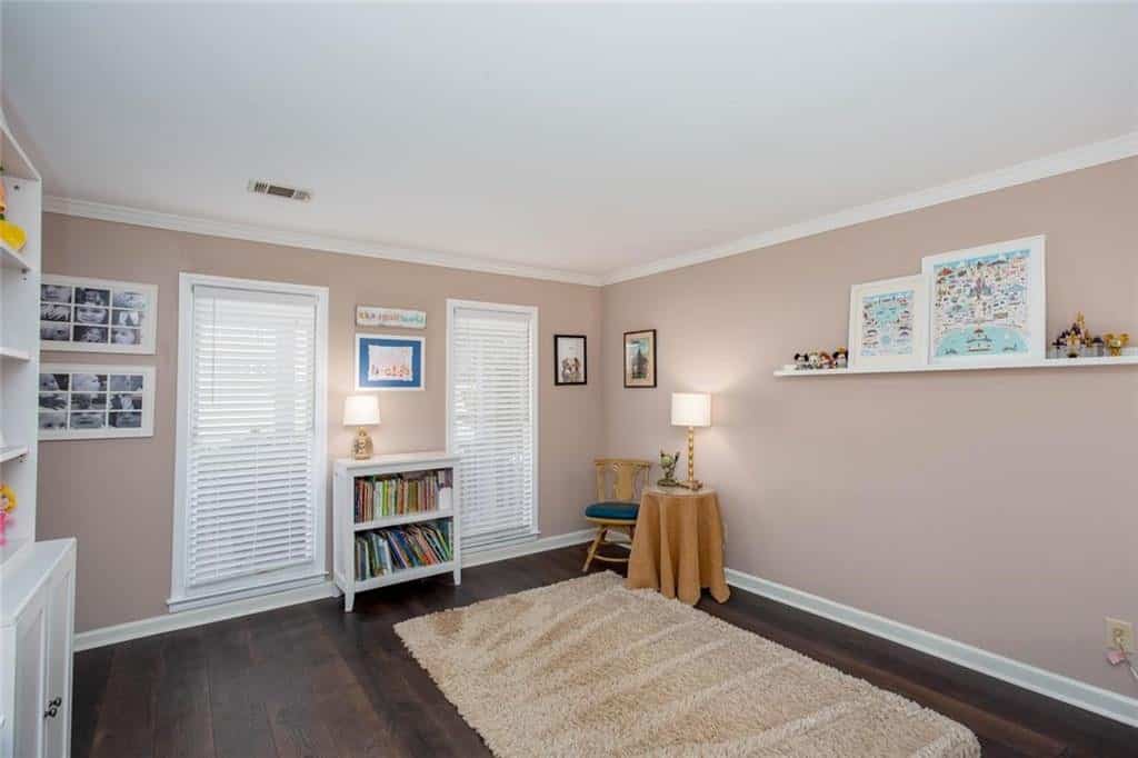 Listing photo 6