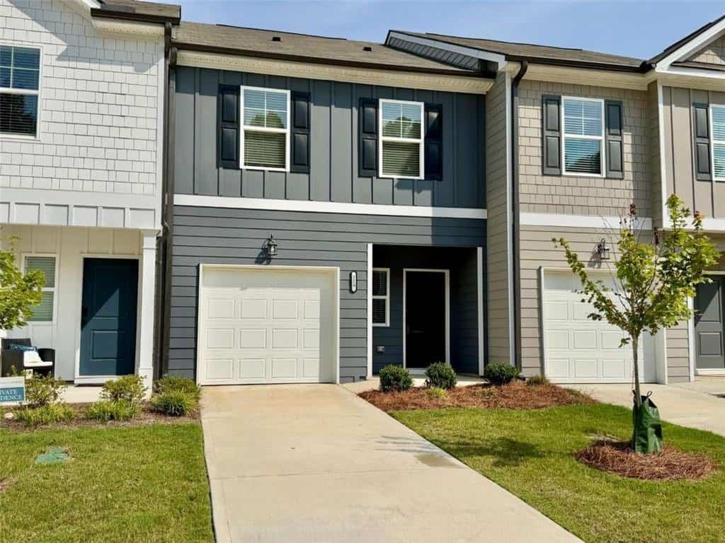 129 Jaxton Street, Hoschton, GA 30548
