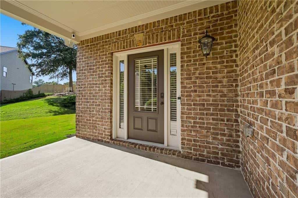 Listing photo 6