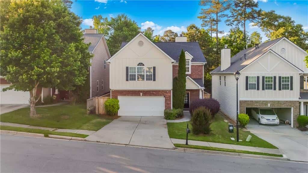 2190 Copper Trail Lane, Buford, GA 30519