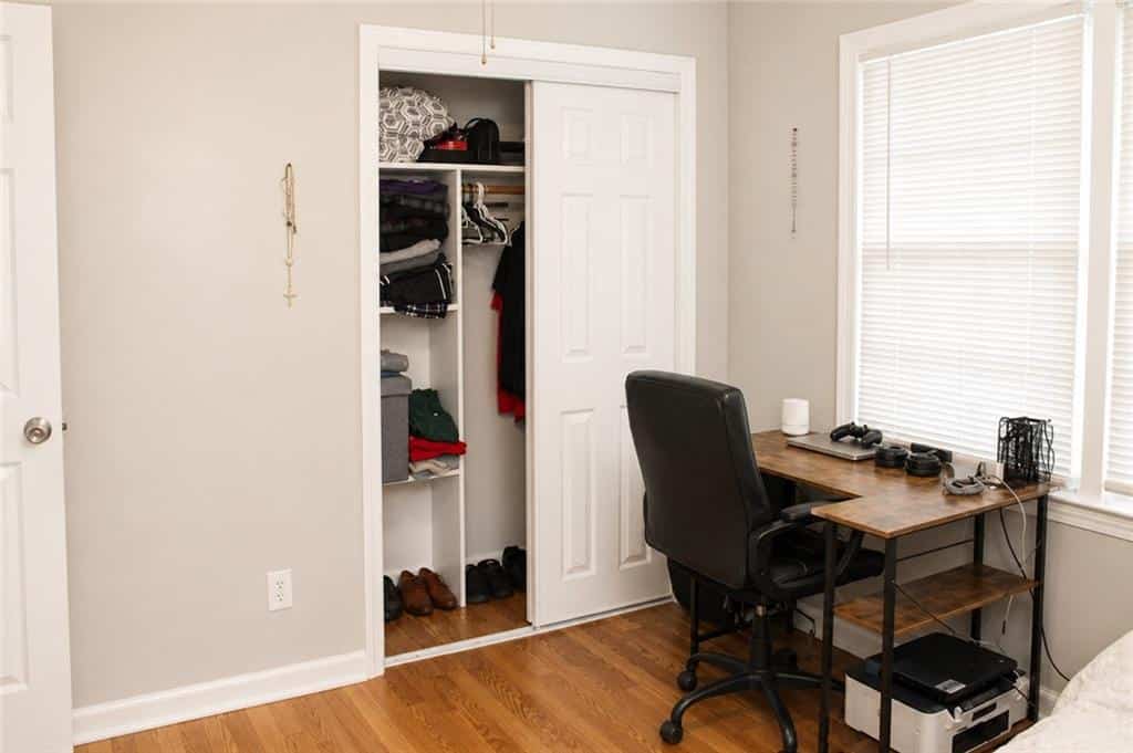 Listing photo 6