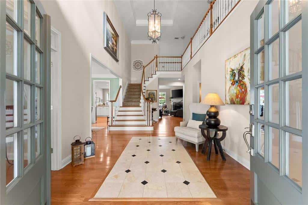 Listing photo 6