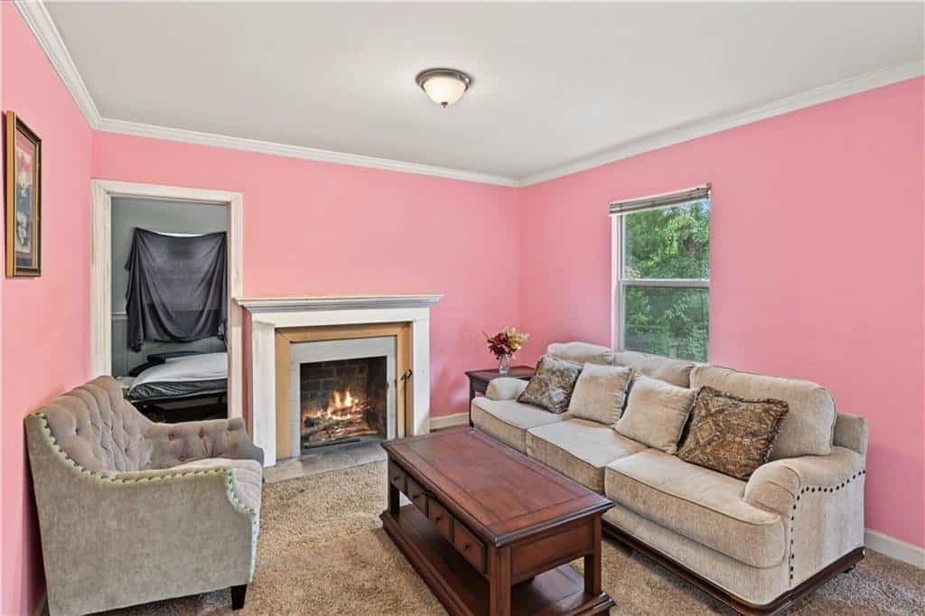Listing photo 6
