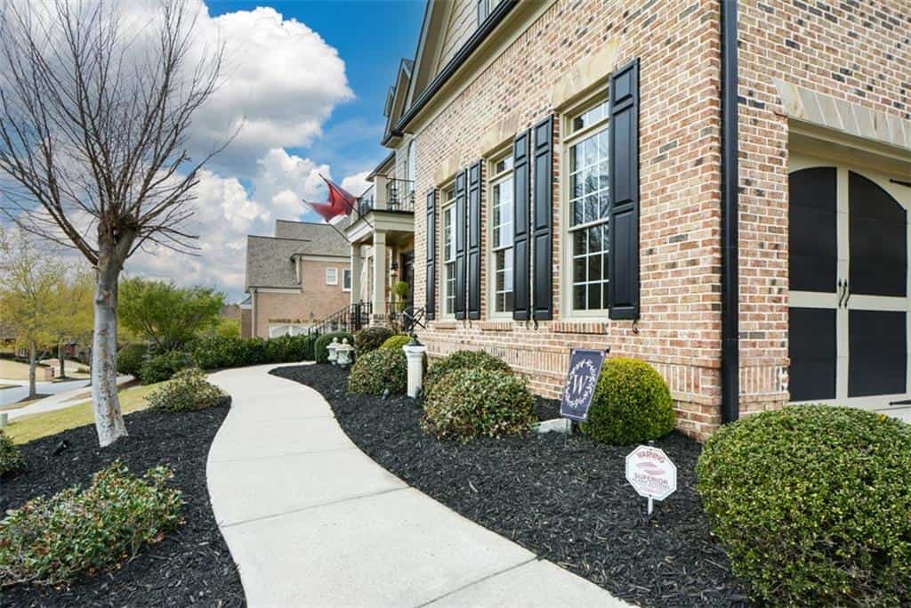 Listing photo 6