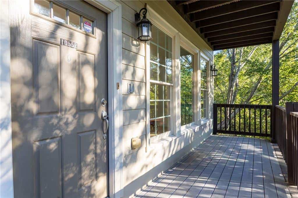 1055 Davis Circle NW R #R, Atlanta, GA 30318