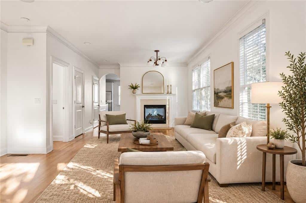 Listing photo 6