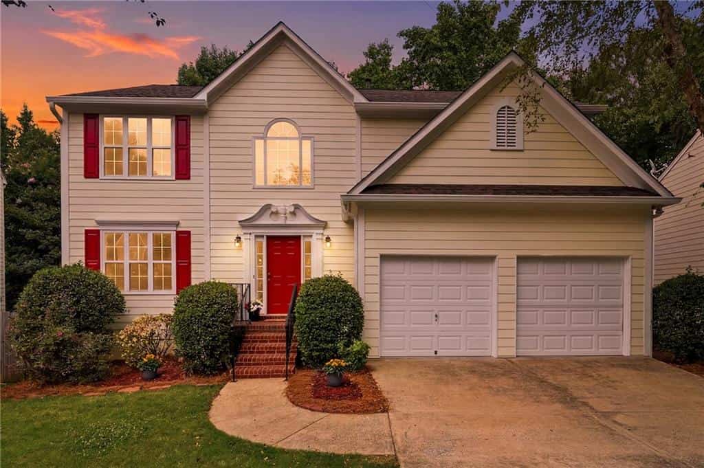 1255 Winthrope Chase Drive, Alpharetta, GA 30009