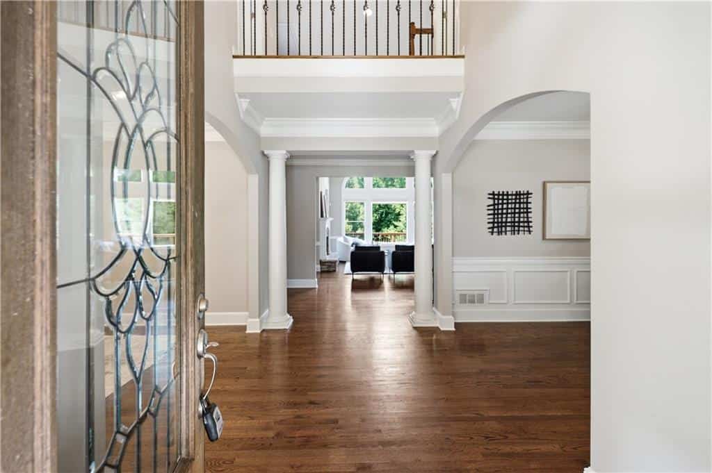 Listing photo 6