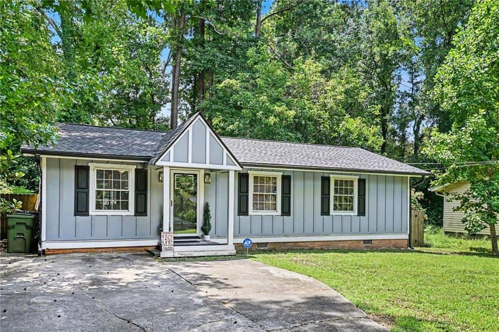 271 Oak Drive SE, Atlanta, GA 30354