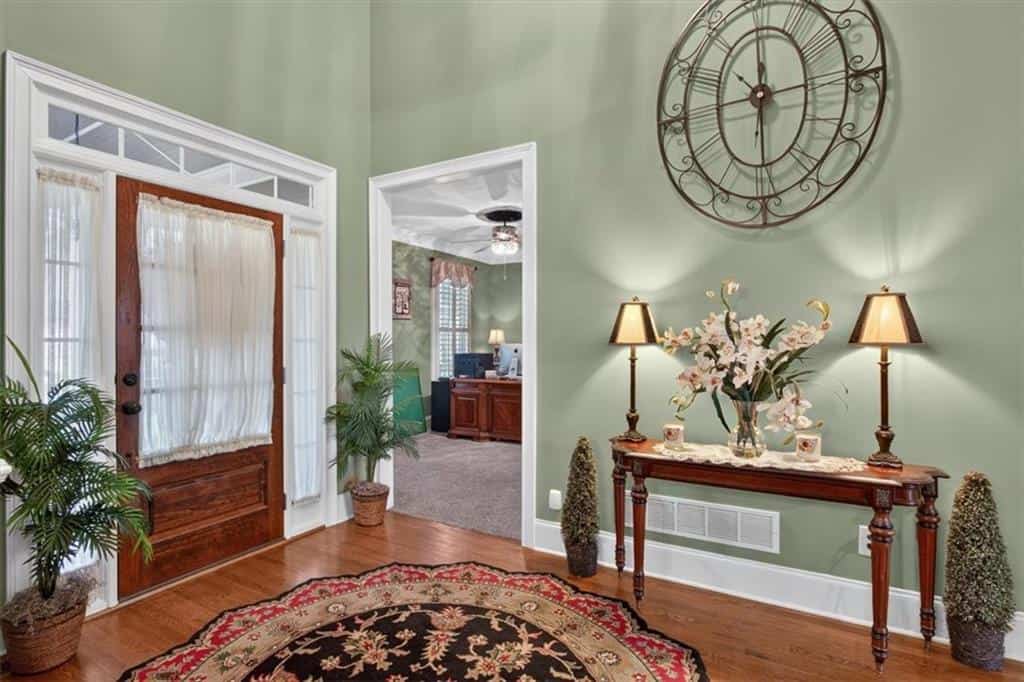 Listing photo 6