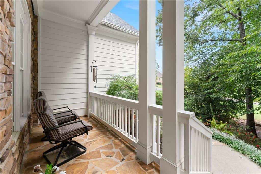 Listing photo 6