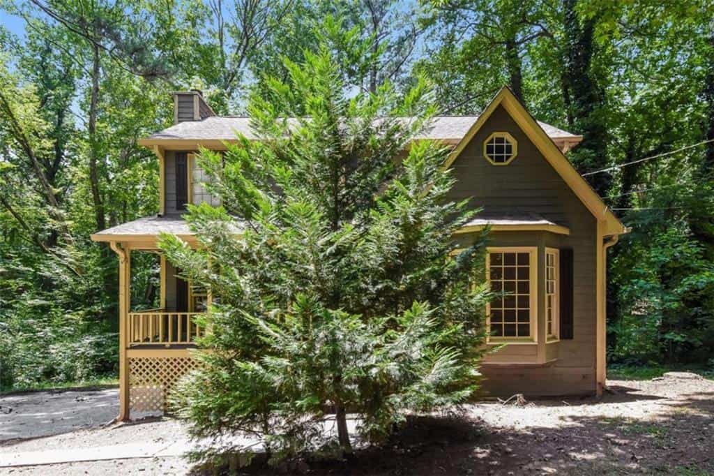3801 Stonewall Drive, Kennesaw, GA 30152