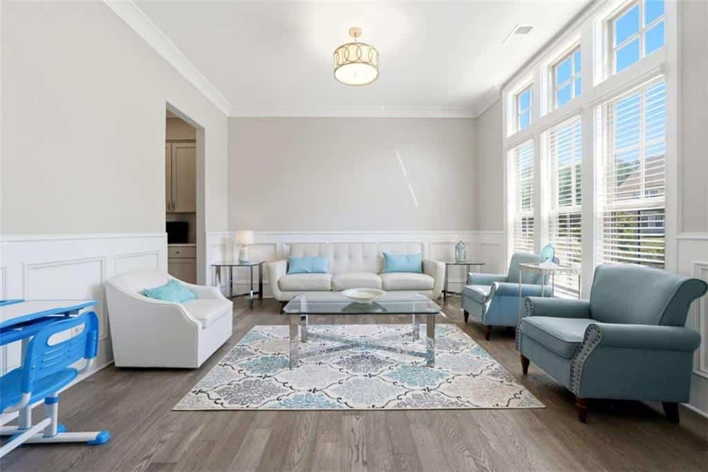 Listing photo 6