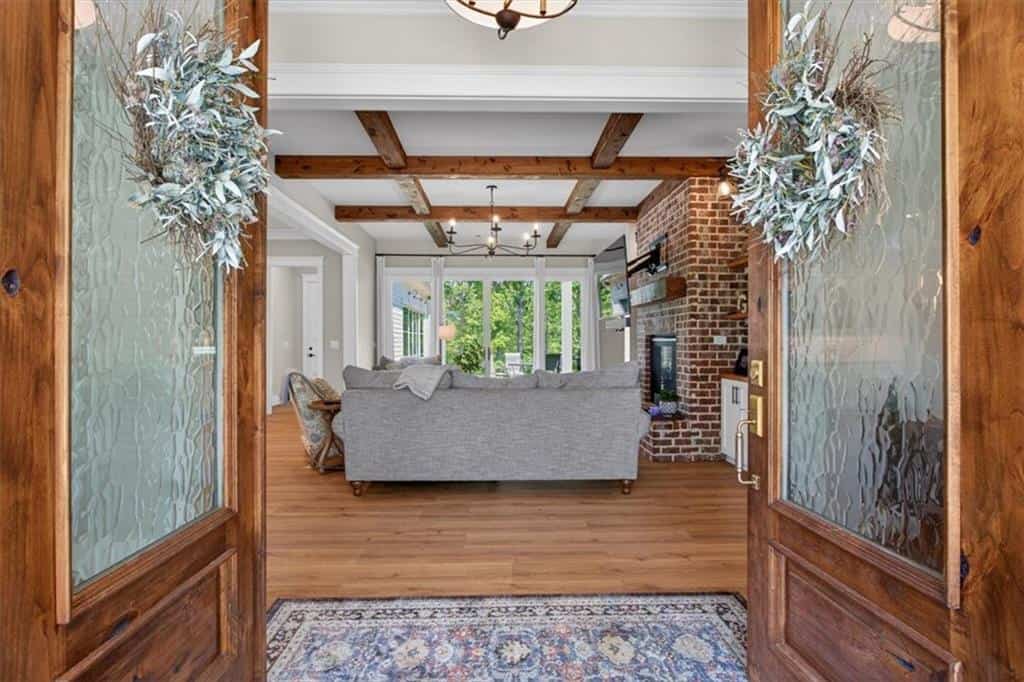 800 Garland Mountain Trail, Waleska, GA 30183