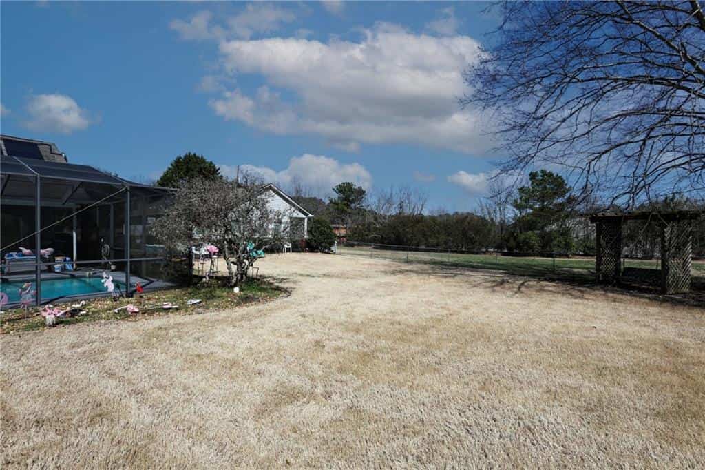 Listing photo 6
