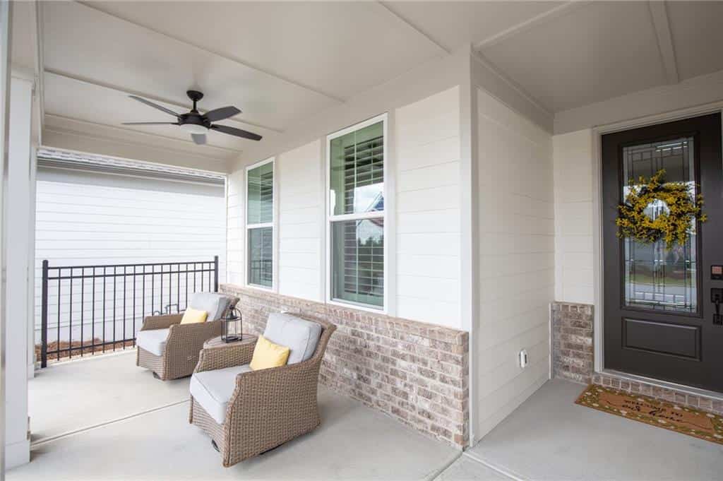 Listing photo 6