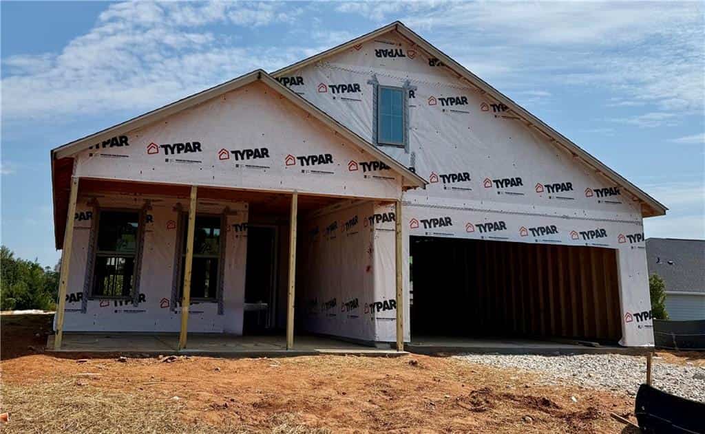 5418 Cordina Road, Hoschton, GA 30548