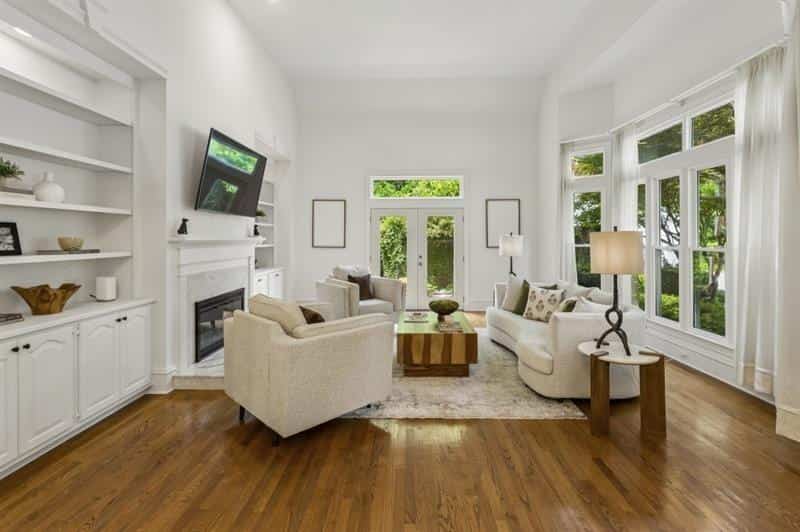 Listing photo 6